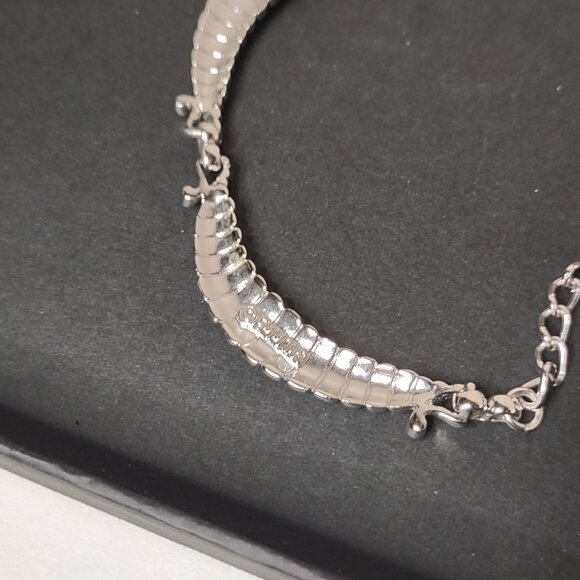 15 Inch Silver Tone Emmons Necklace - Picture 5 of 14